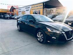 نیسان ئەلتیما